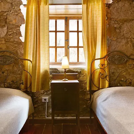 Pepita La De Flores Крус-де-Техеда