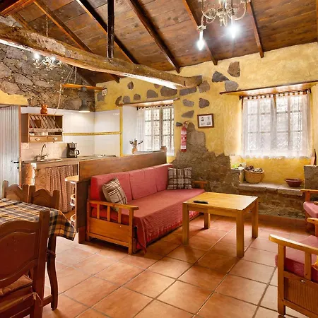 Pepita La De Flores Villa Tejeda (Gran Canaria)